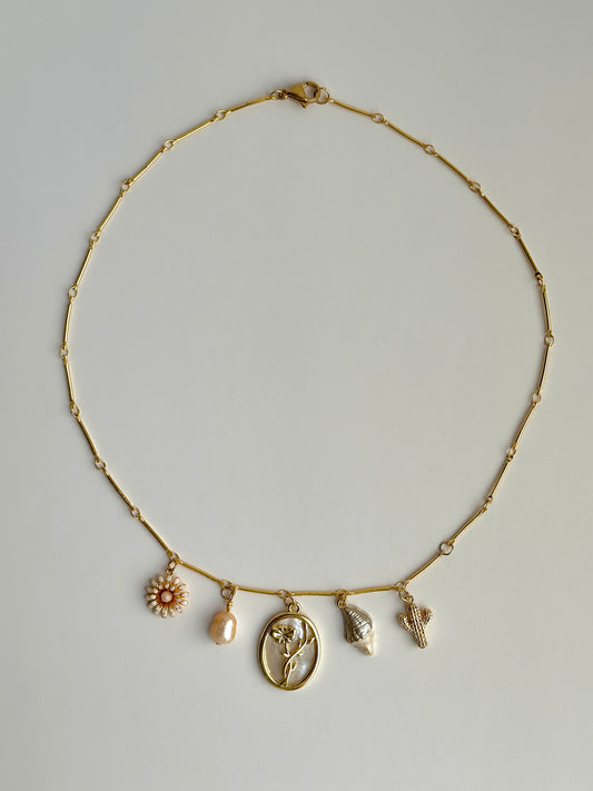 Abigale Charm Halskette 2