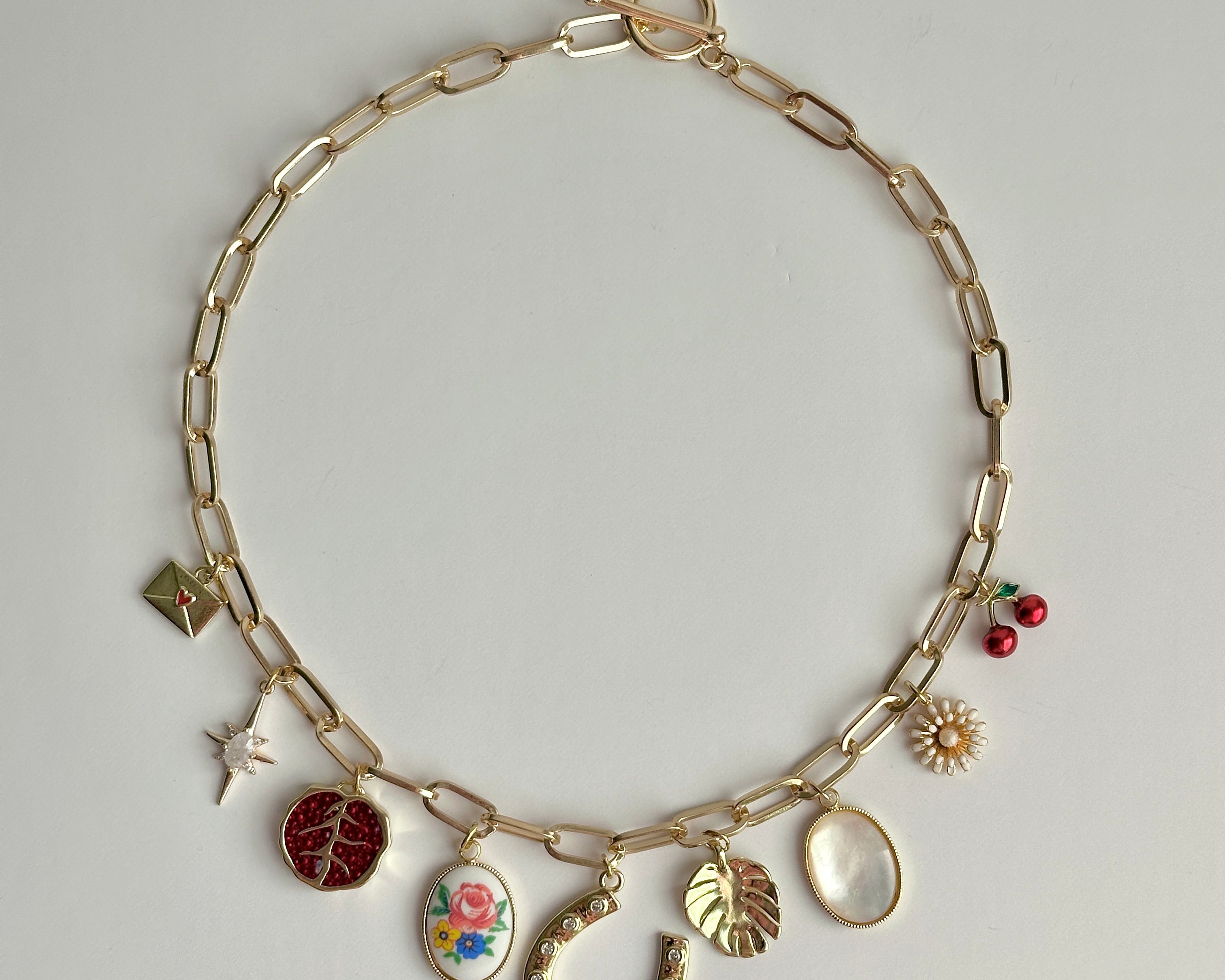 Elisabeth Charm Halskette