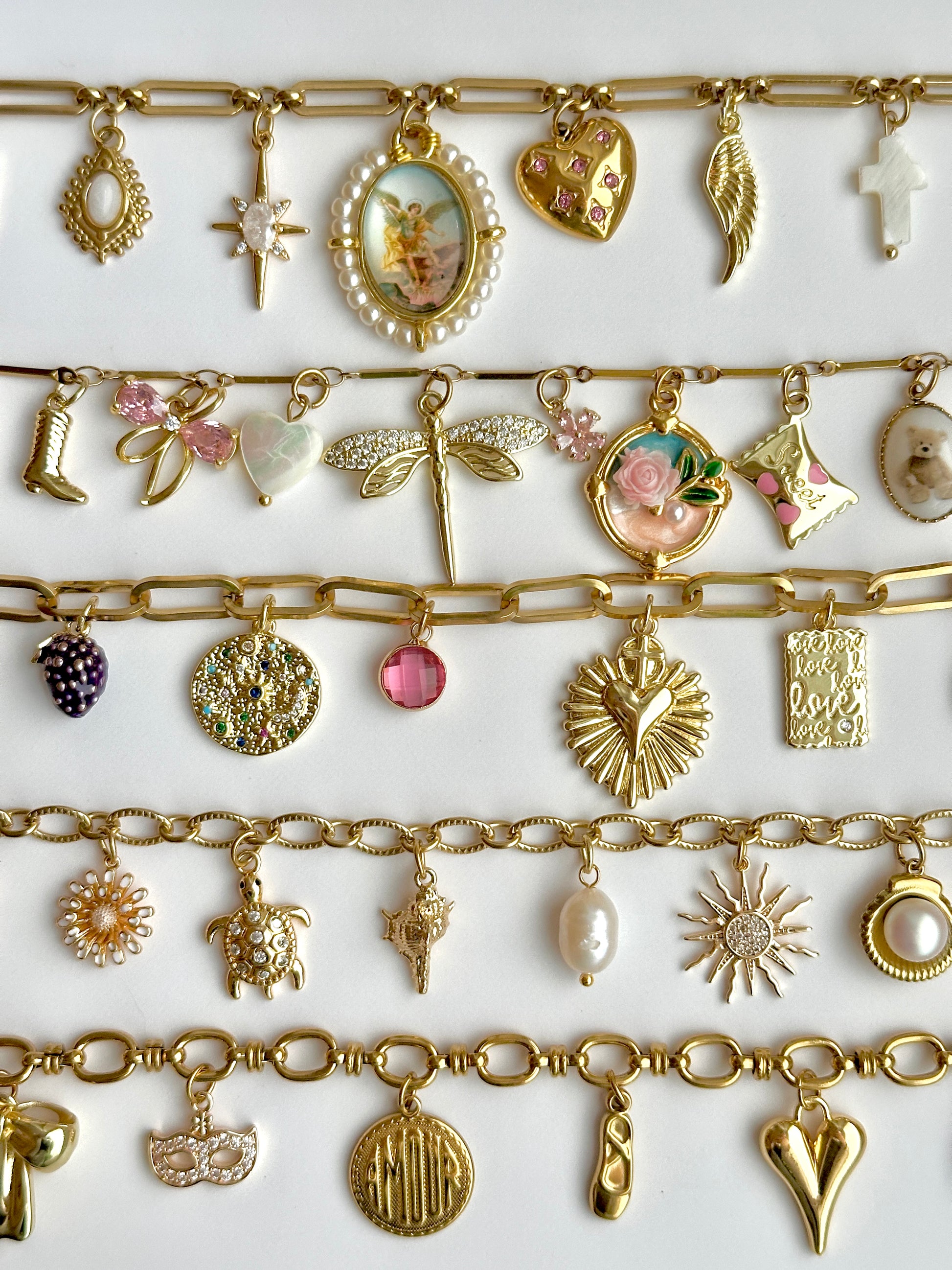 Gestalte dein eigenes Gold Charm Armband 3