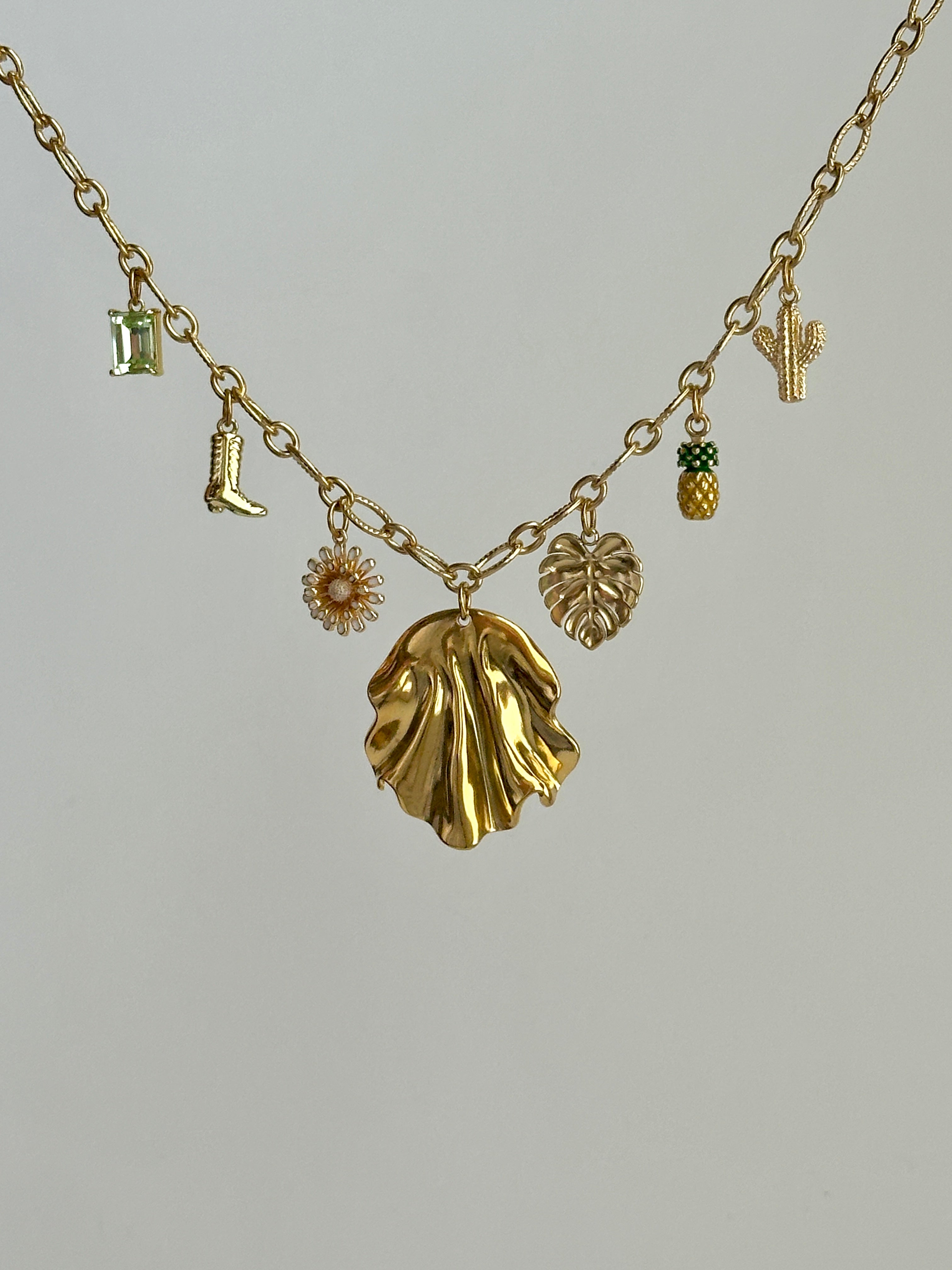 Hazel Charm Halskette