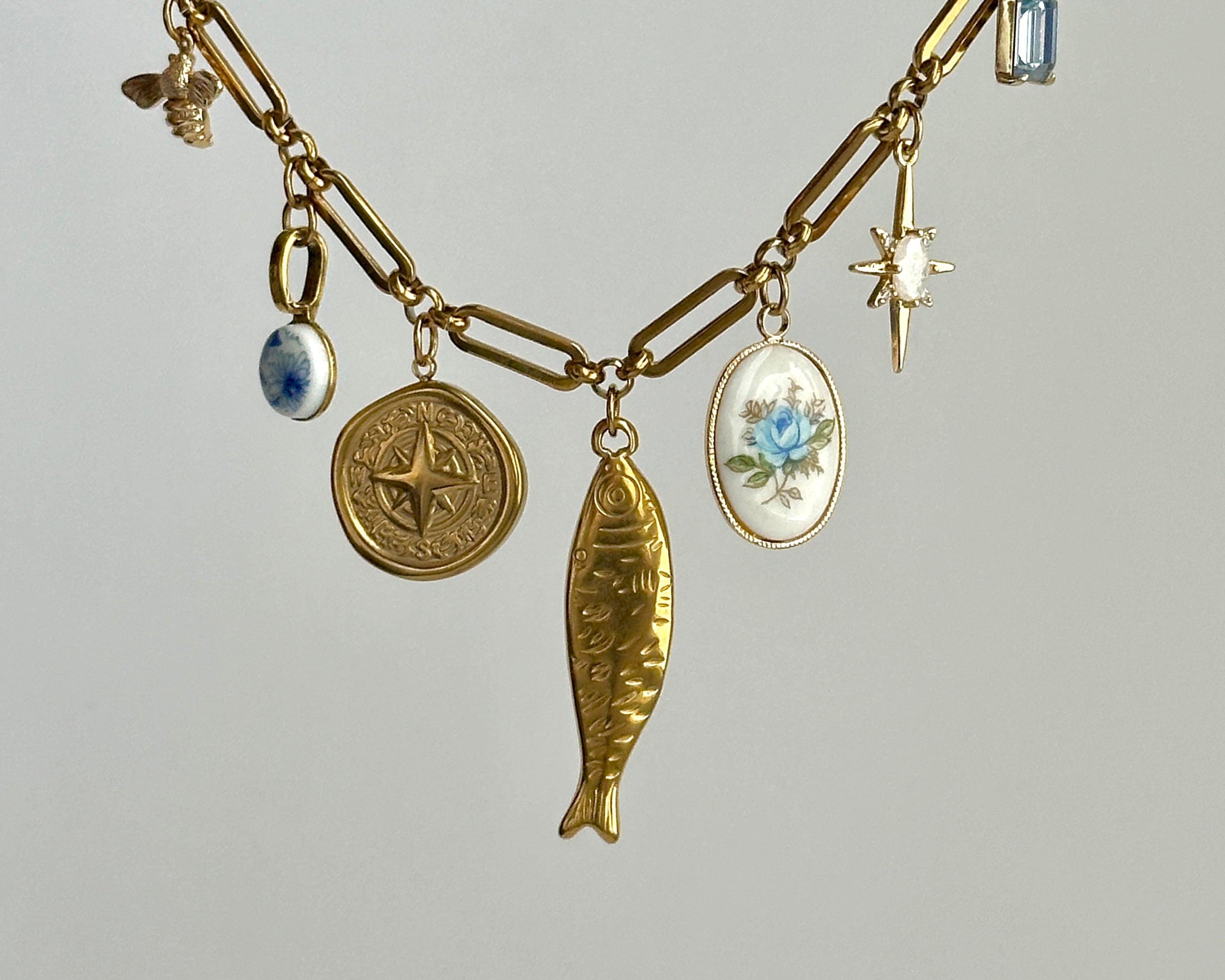 Naida Charm Halskette