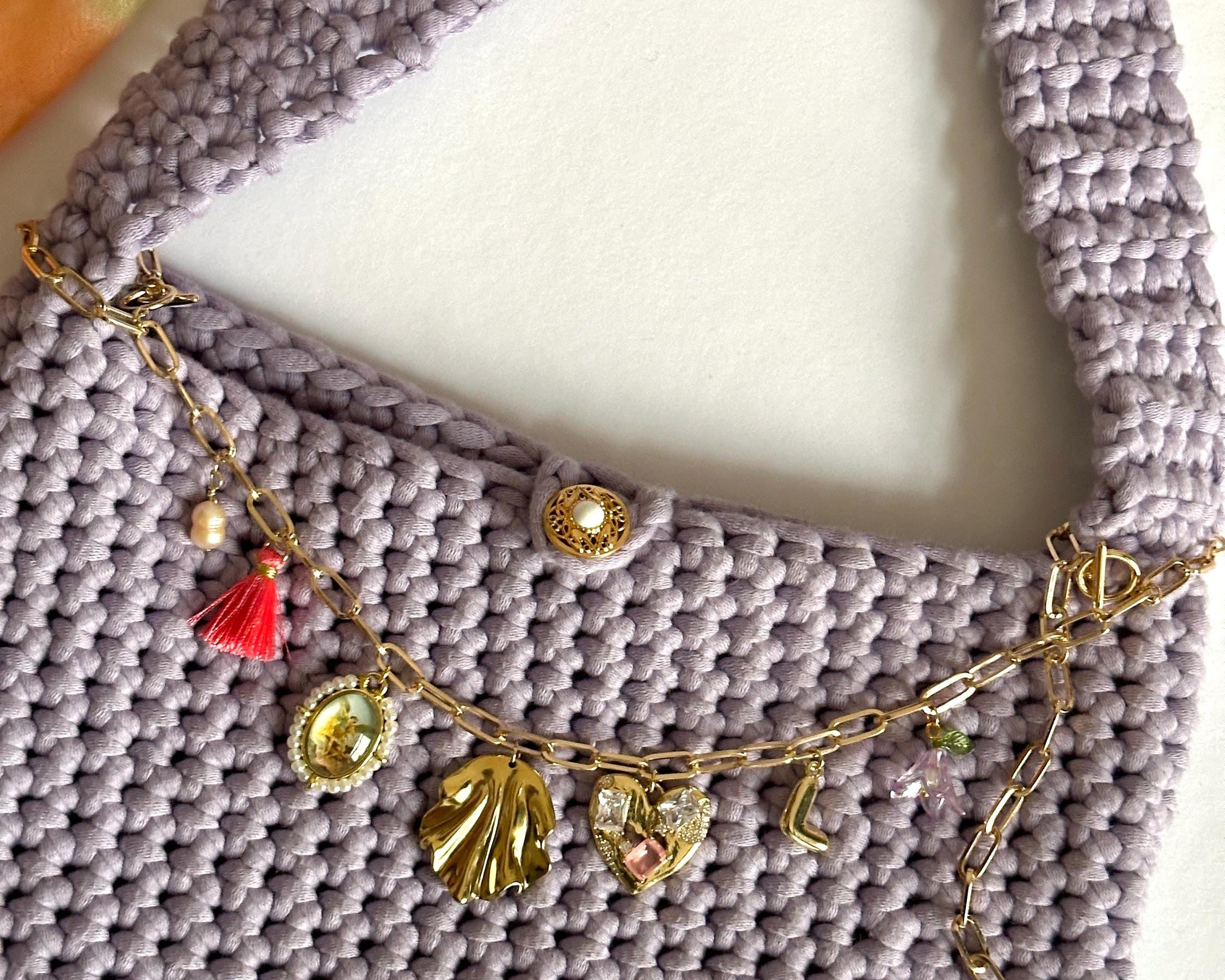 personalized crocheted bag with 18 carat gold-plated bag chain - handmade with unique charms, knitted bag, large selection of colors