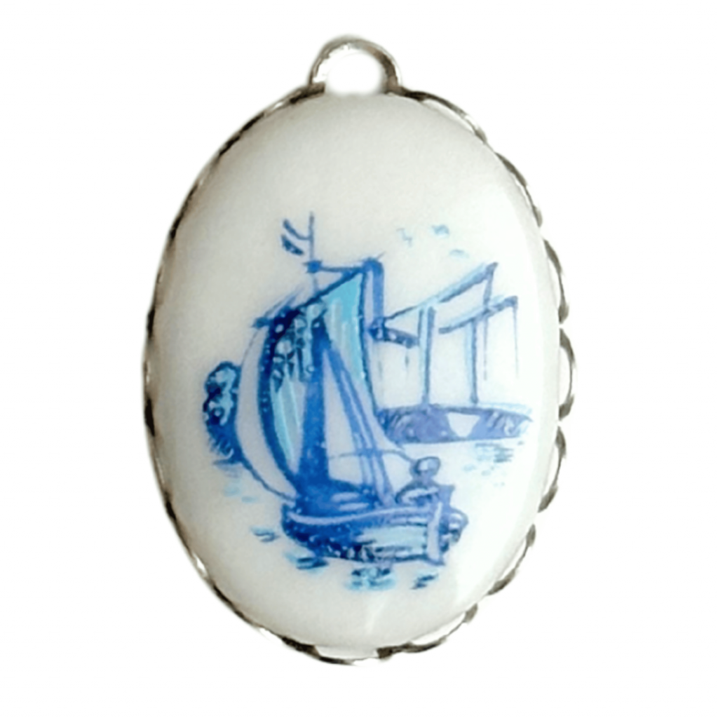 Vintage Segelboot Silber